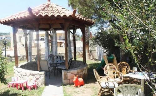 Yannis Pothoulakis Apartments Almirida Exterior foto