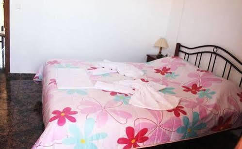 Yannis Pothoulakis Apartments Almirida Exterior foto