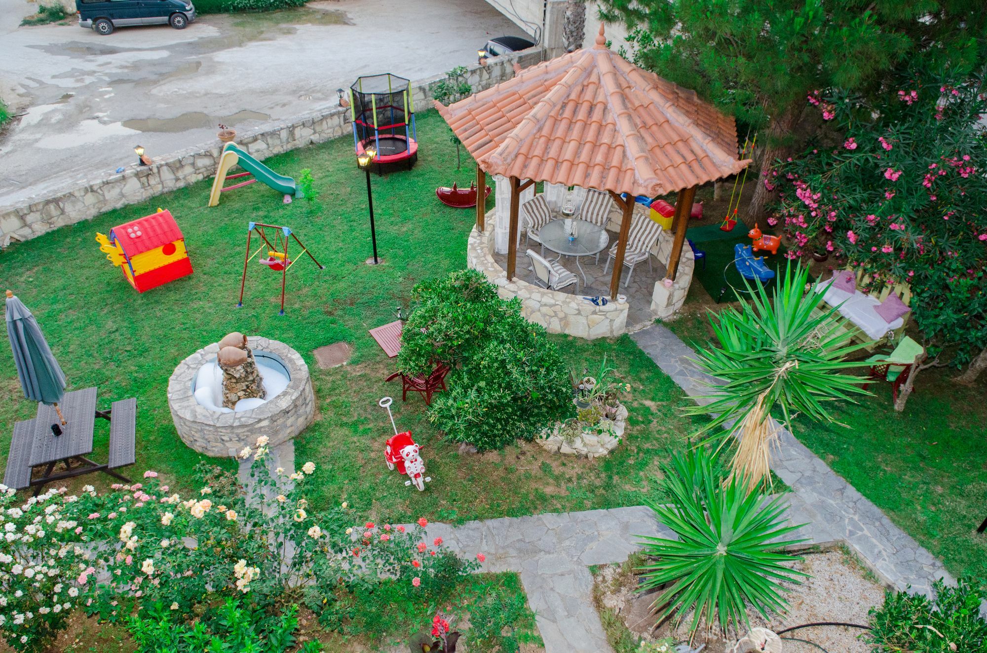 Yannis Pothoulakis Apartments Almirida Exterior foto
